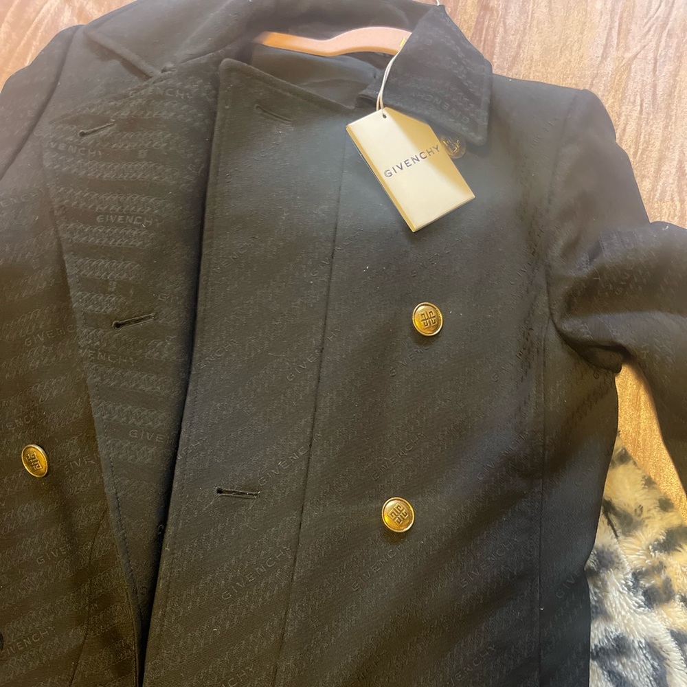 Givenchy Trench Coat will take offers